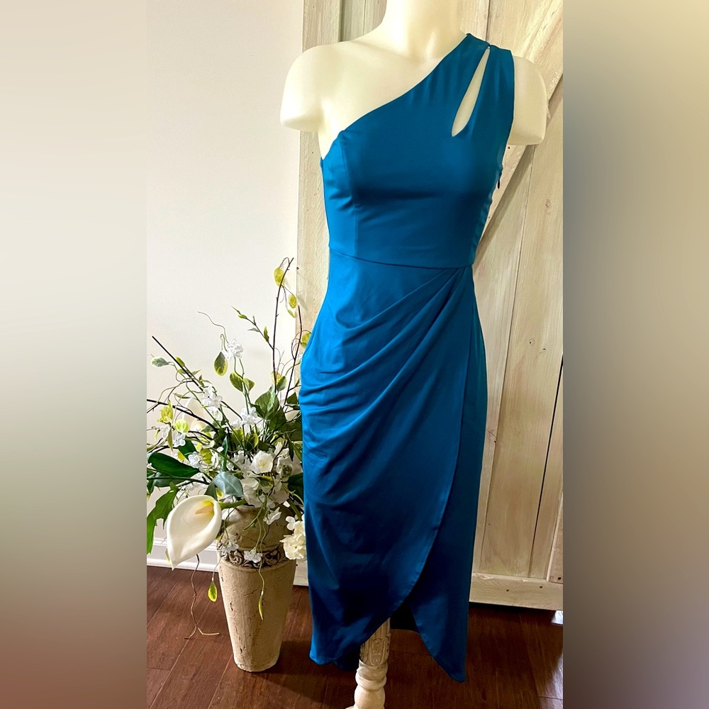 Teal asymmetrical One Shoulder Dtess